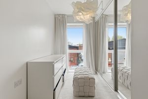 Photo 9- click for photo gallery